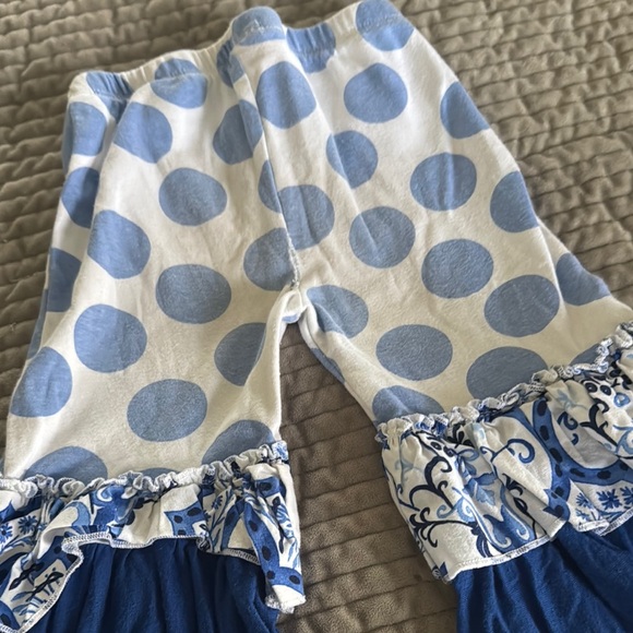 Blue and White Polka Dot Outfit - Picture 8 of 9